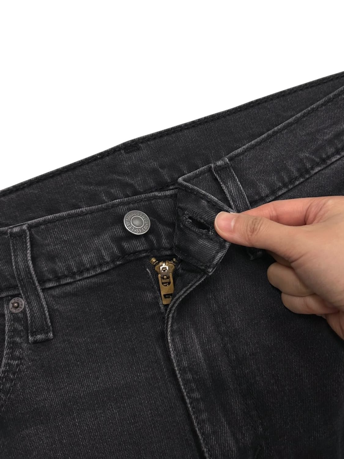 리바이스 502 흑청 데님팬츠 (34) 상품이미지3