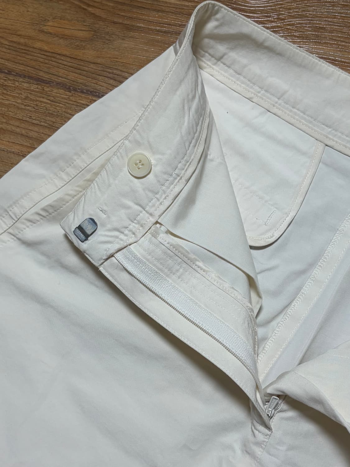 아모멘토 ss 커브드 레그 팬츠 curved leg pants 상품이미지7