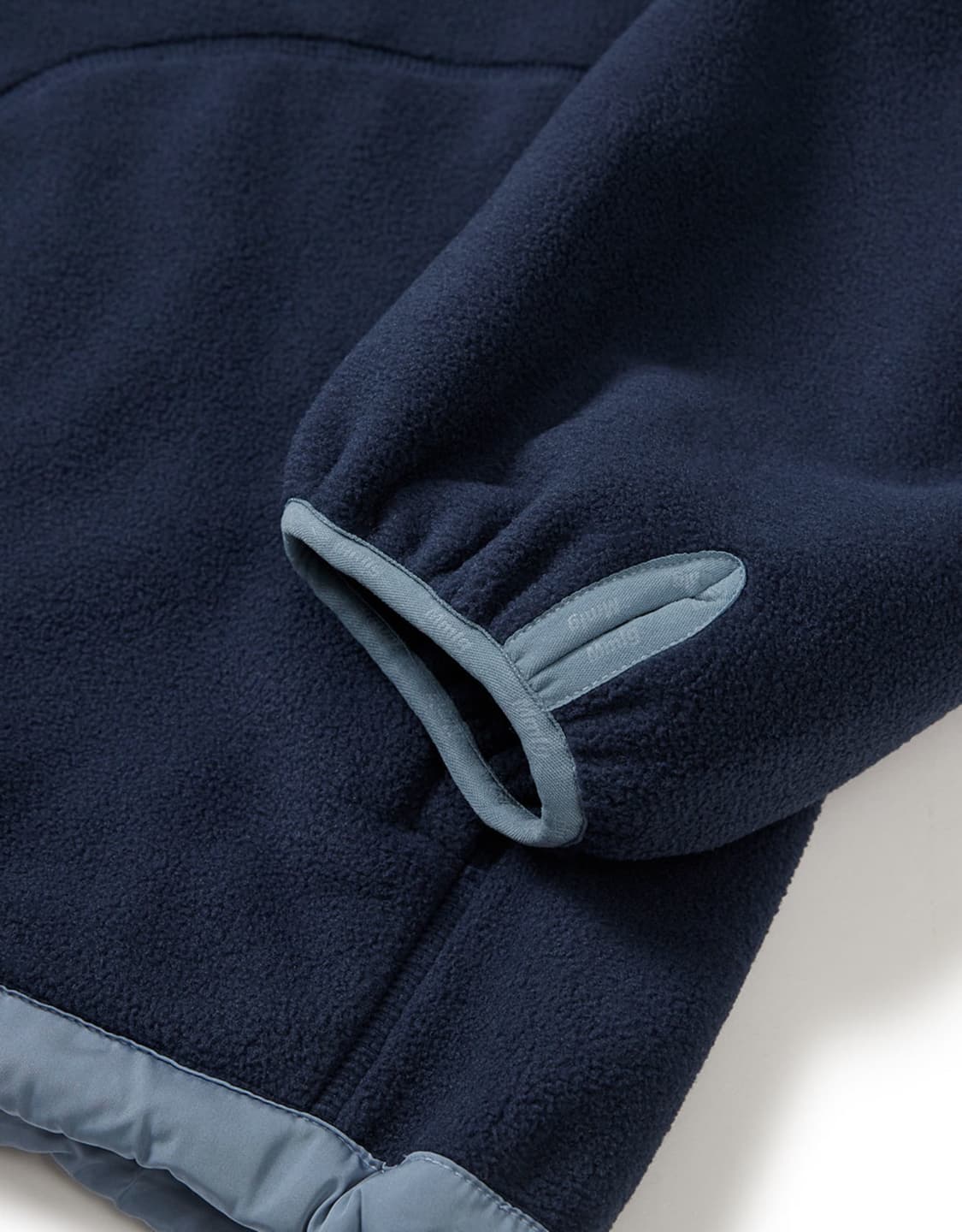 [Mmlg] 새상품 LOGO EMBOSSING FLEECE HOODIE 상품이미지5