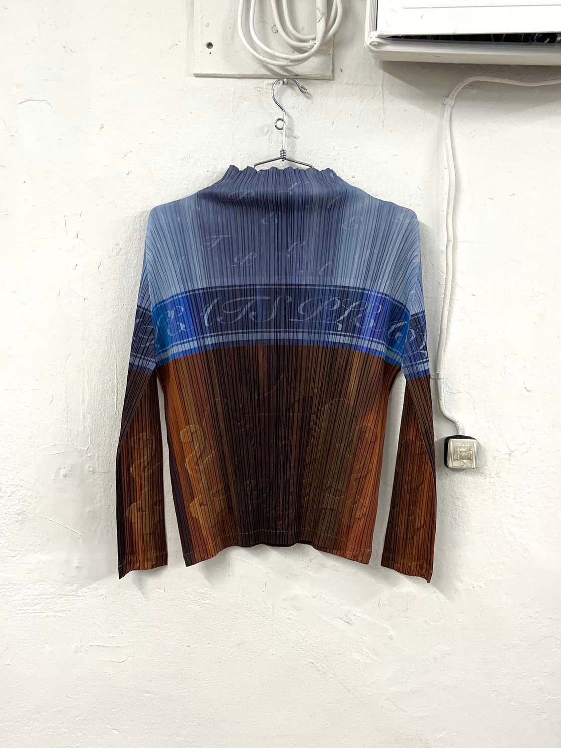 이세이미야케 플리츠 플리즈 2008FW 컬렉션 아트 하이넥 슬리브 상품이미지6
