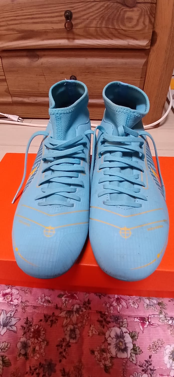 나이키 머큐리얼 슈퍼플라이 8 아카데미 MG 축구화(255mm)  상품이미지1