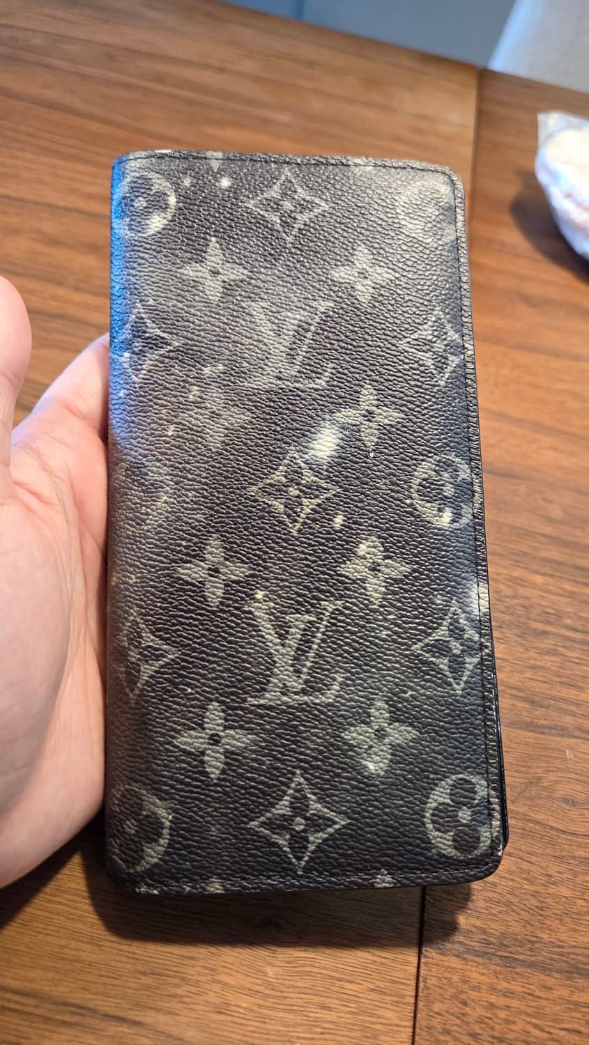 루이비통 갤럭시 장지갑팝니다. 상품이미지1