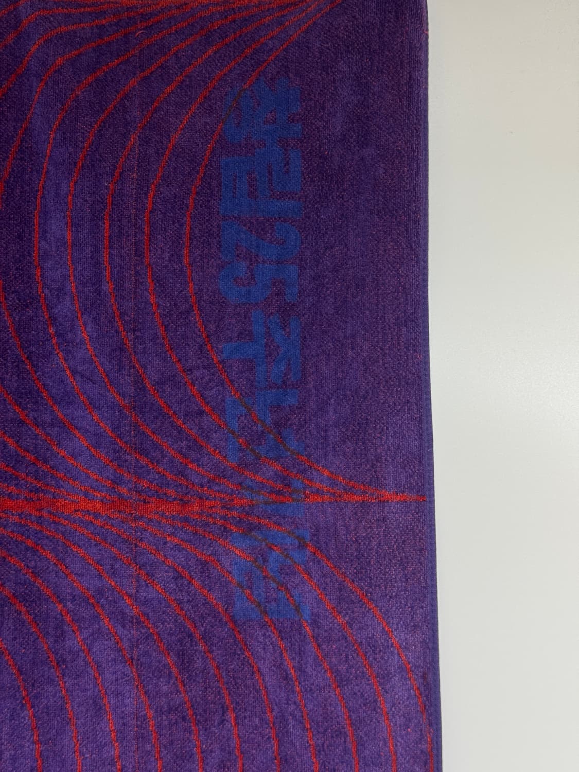 에스콰이어 비치 타월 퍼플/레드 80x152 cm 상품이미지2