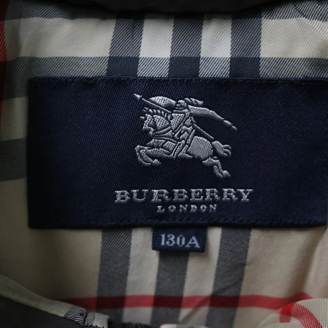 버버리 런던 키즈 셔링 패딩 130A 62244 상품이미지8