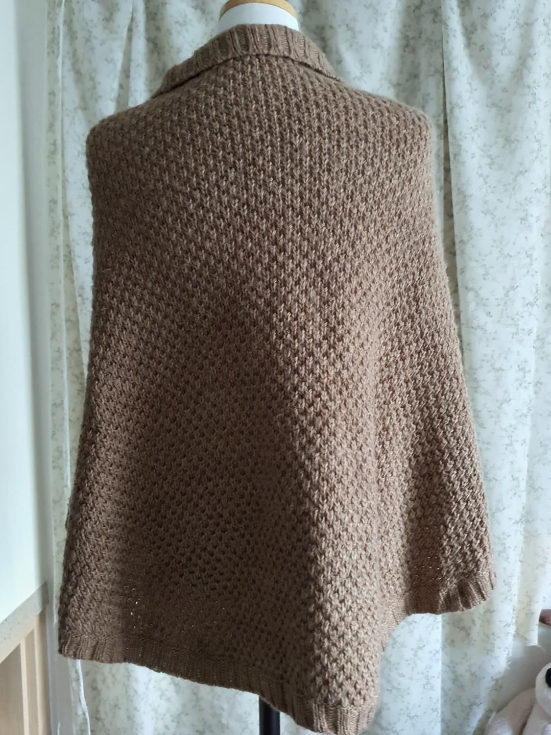 [모리걸] 달천깔 브라운 니트 가디건 숏 코트형 케이프 상품이미지3