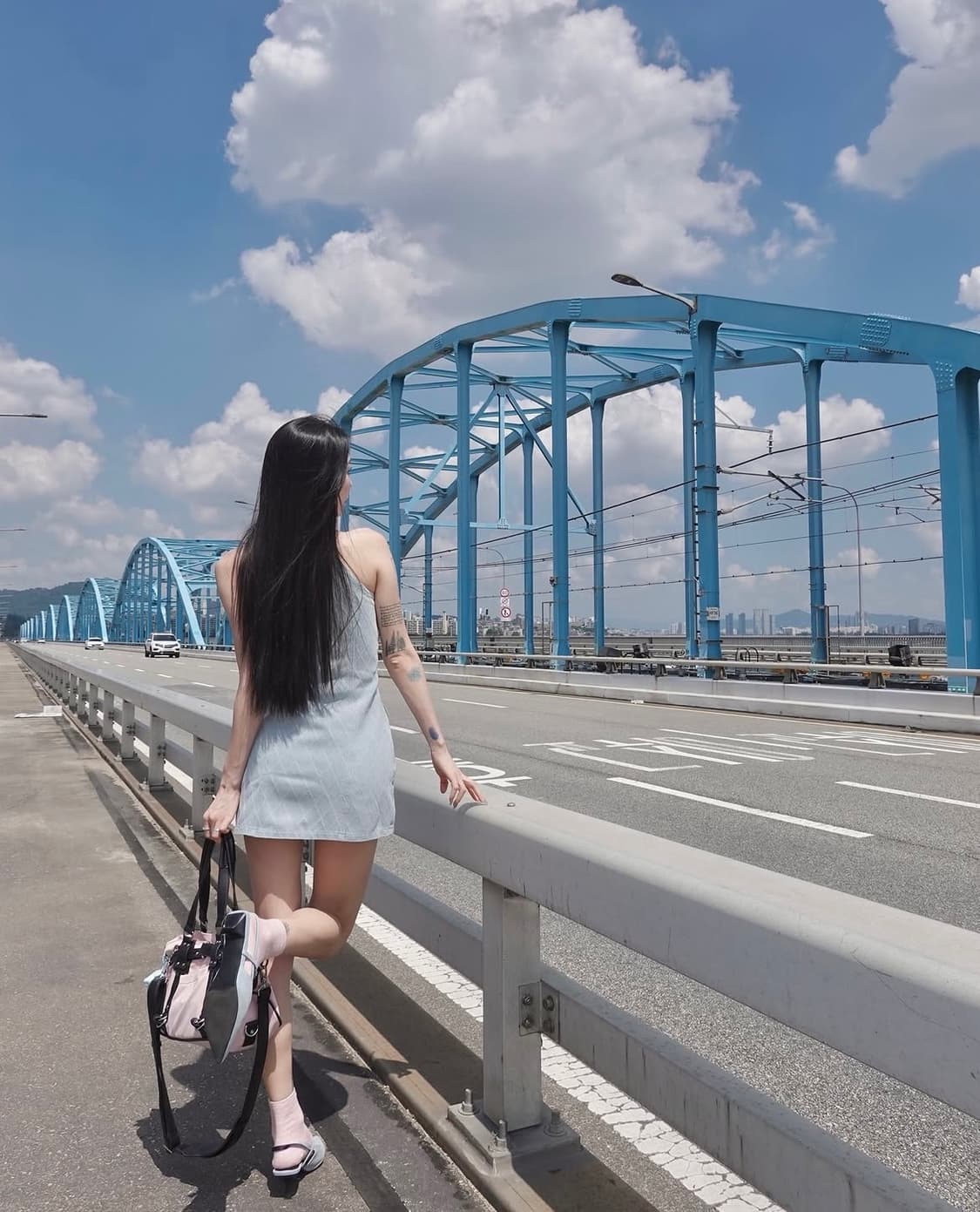 (새상품) 페일제이드 데님 자카드 홀터 드레스 원피스 연청 S  상품이미지6