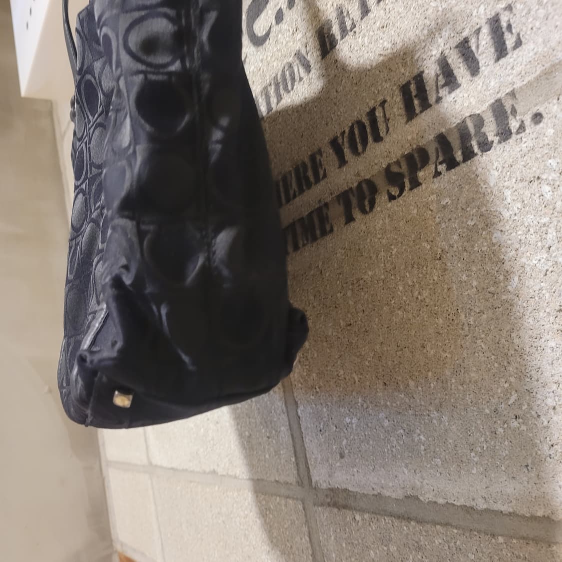 페라가모 모노그램 토트백 상품이미지4