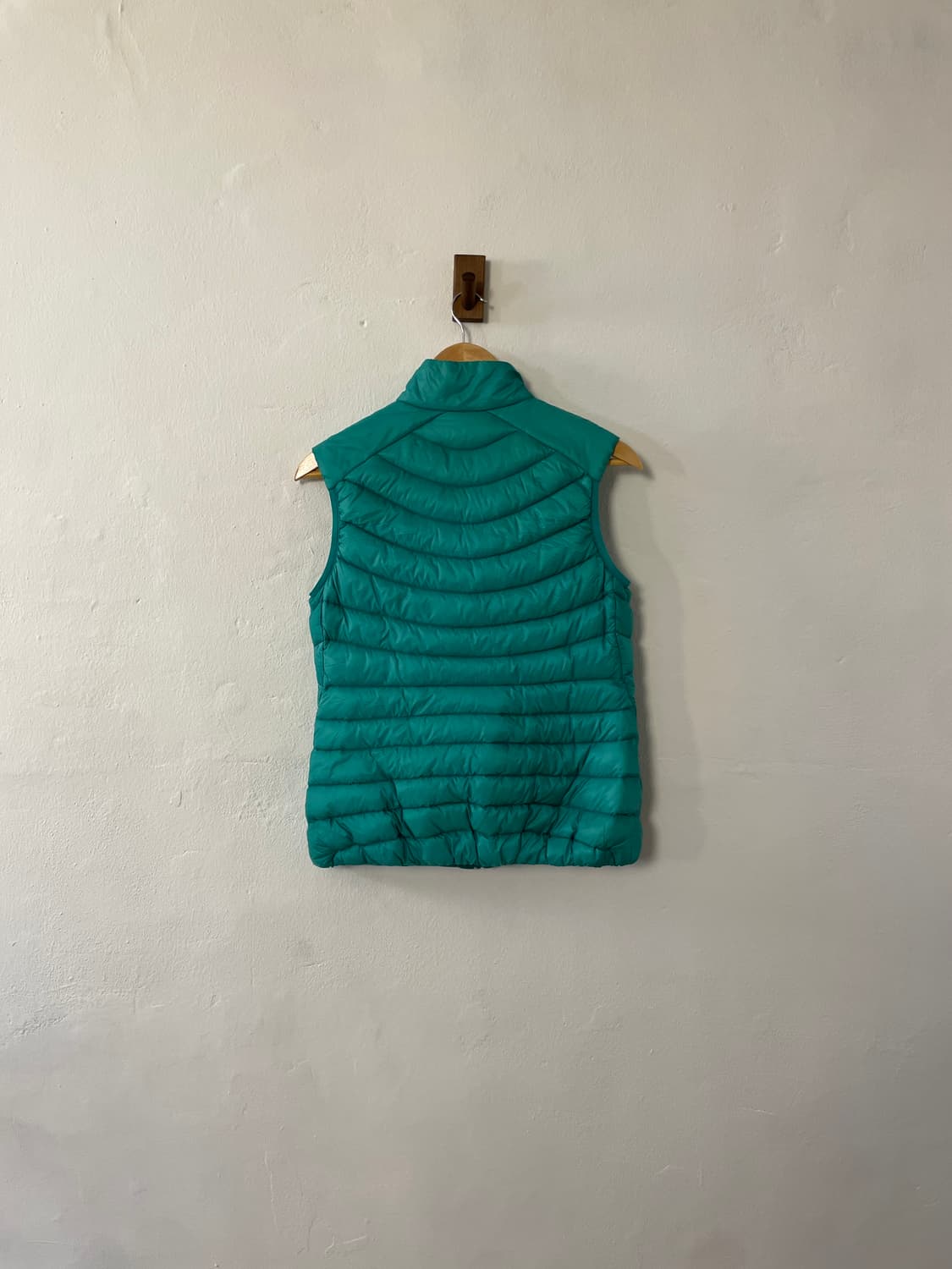 아크테릭스 패딩 베스트  상품이미지8