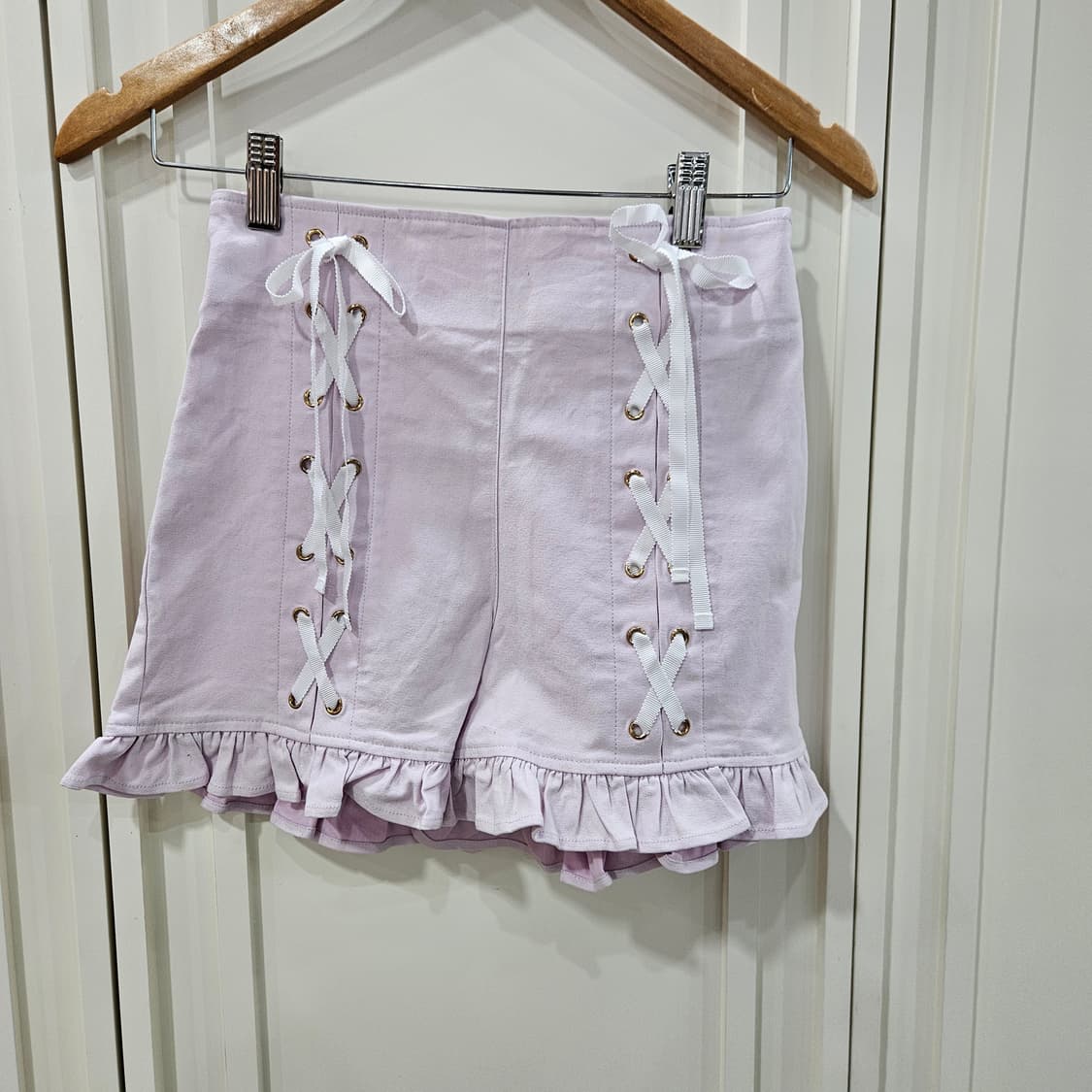 레이스업 프릴 반바지 상품이미지1