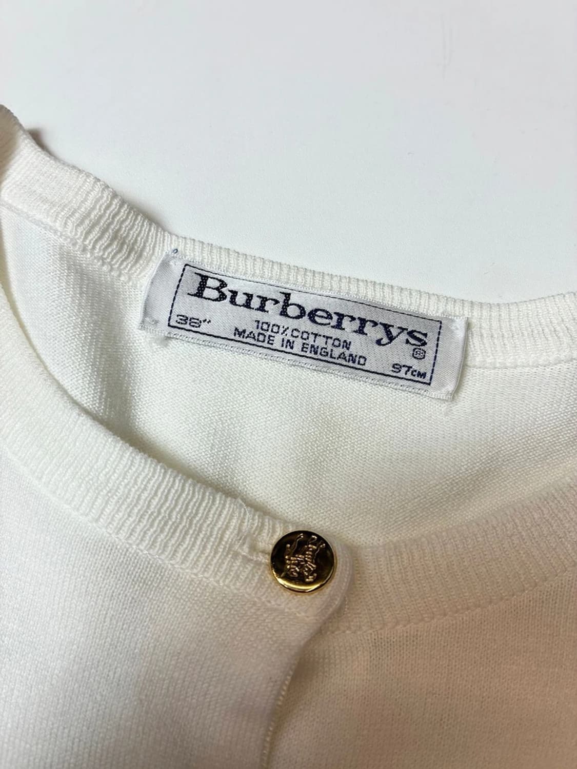 버버리 90's 금장 니트 가디건 PN8648 상품이미지6