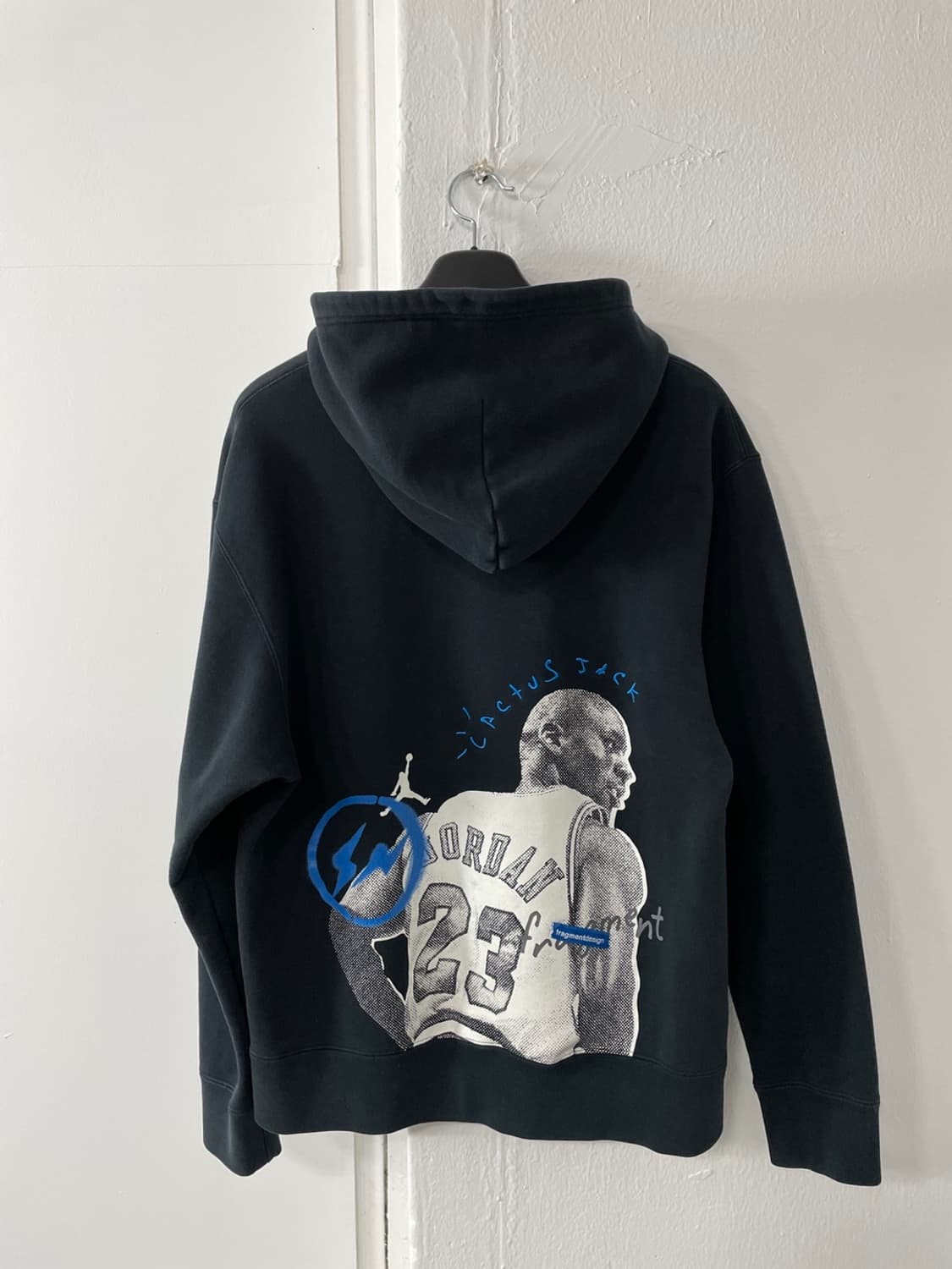 나이키 조던 트래비스 스캇 프라그먼트 후드 상품이미지4