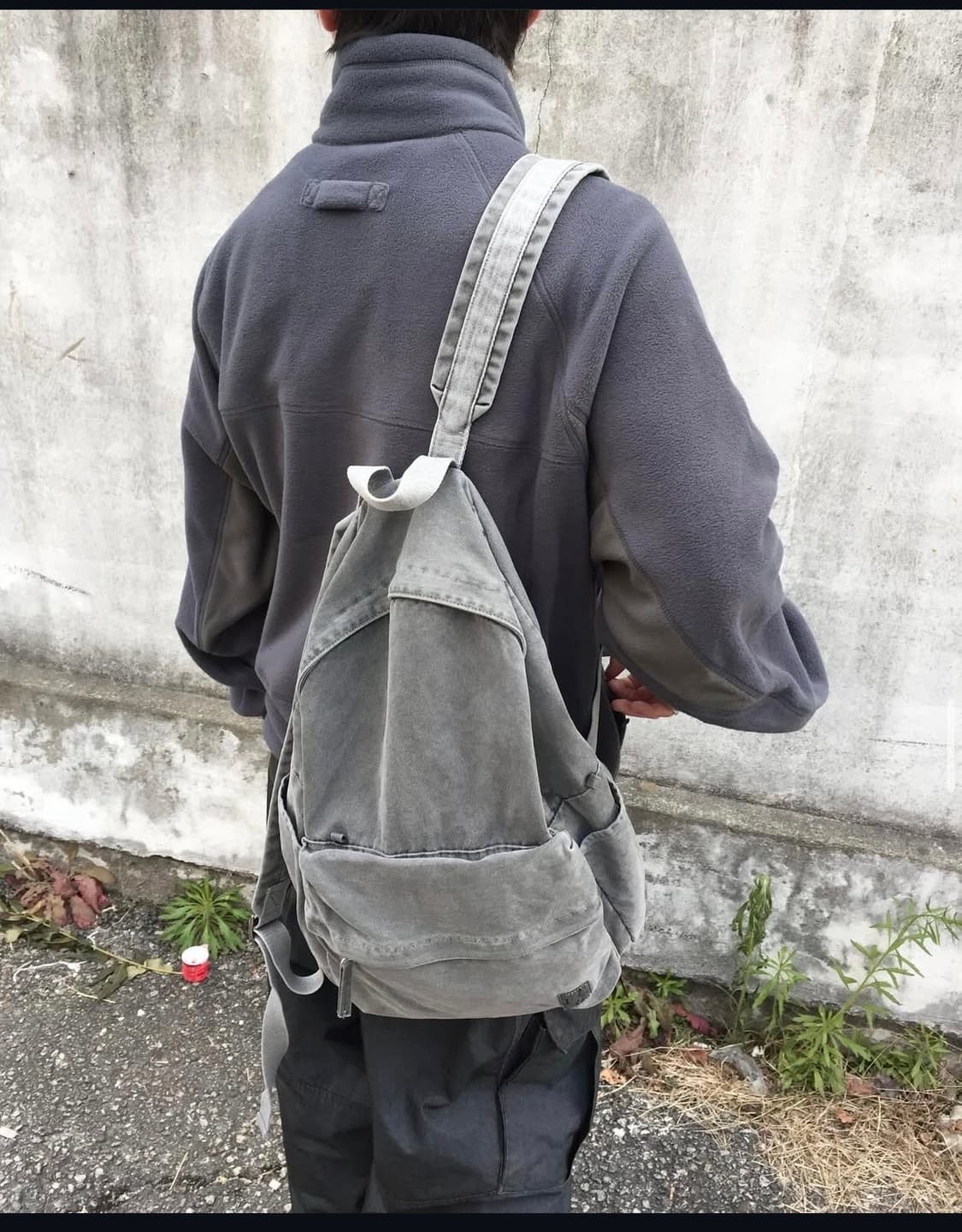 해칭룸 Dyed backpack 차콜  상품이미지1