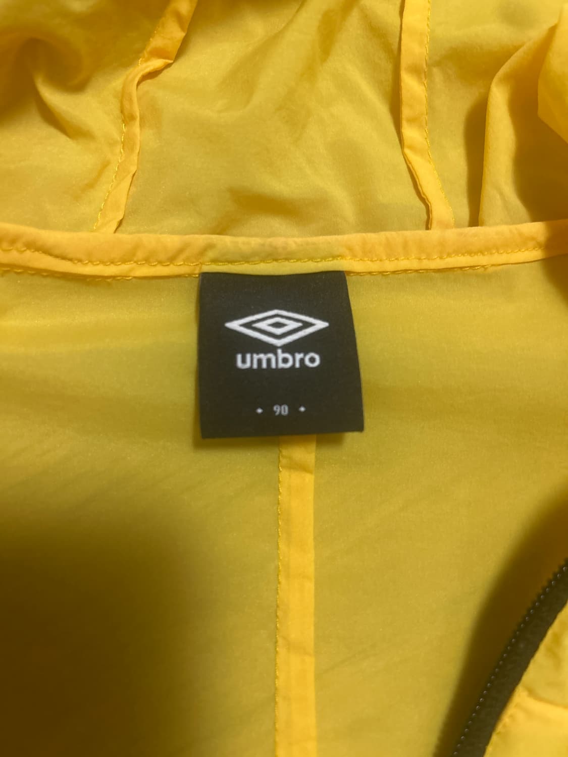 엄브로 바람막이 상품이미지3