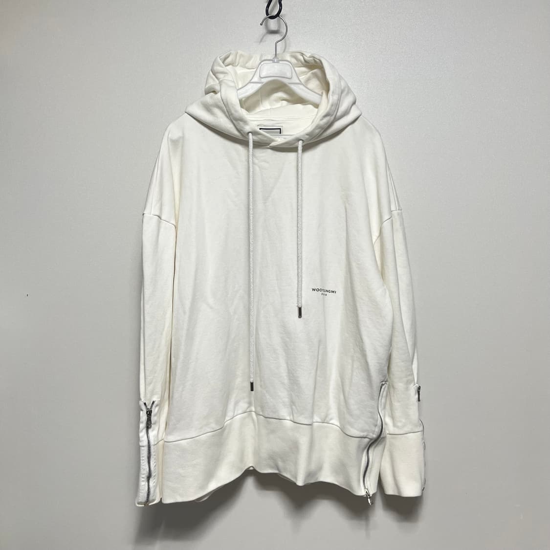 우영미 지퍼 후드티셔츠 50 상품이미지1
