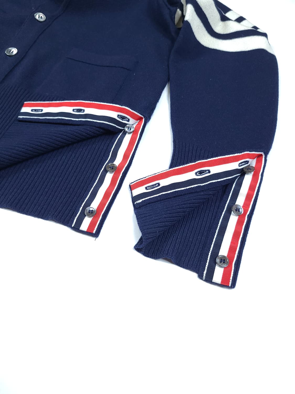 톰브라운 4바 캐시미어 가디건 네이비 상품이미지5