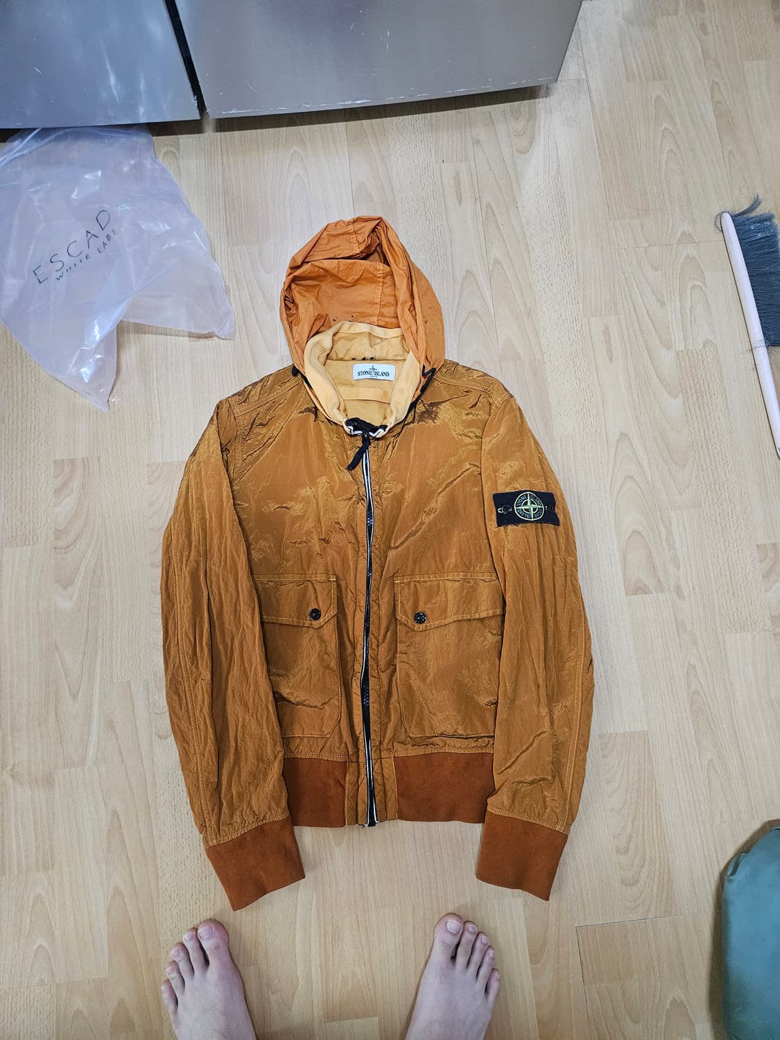 정품 스톤아일랜드 나일론 메탈 오렌지 색상 자켓 S사이즈 상품이미지4