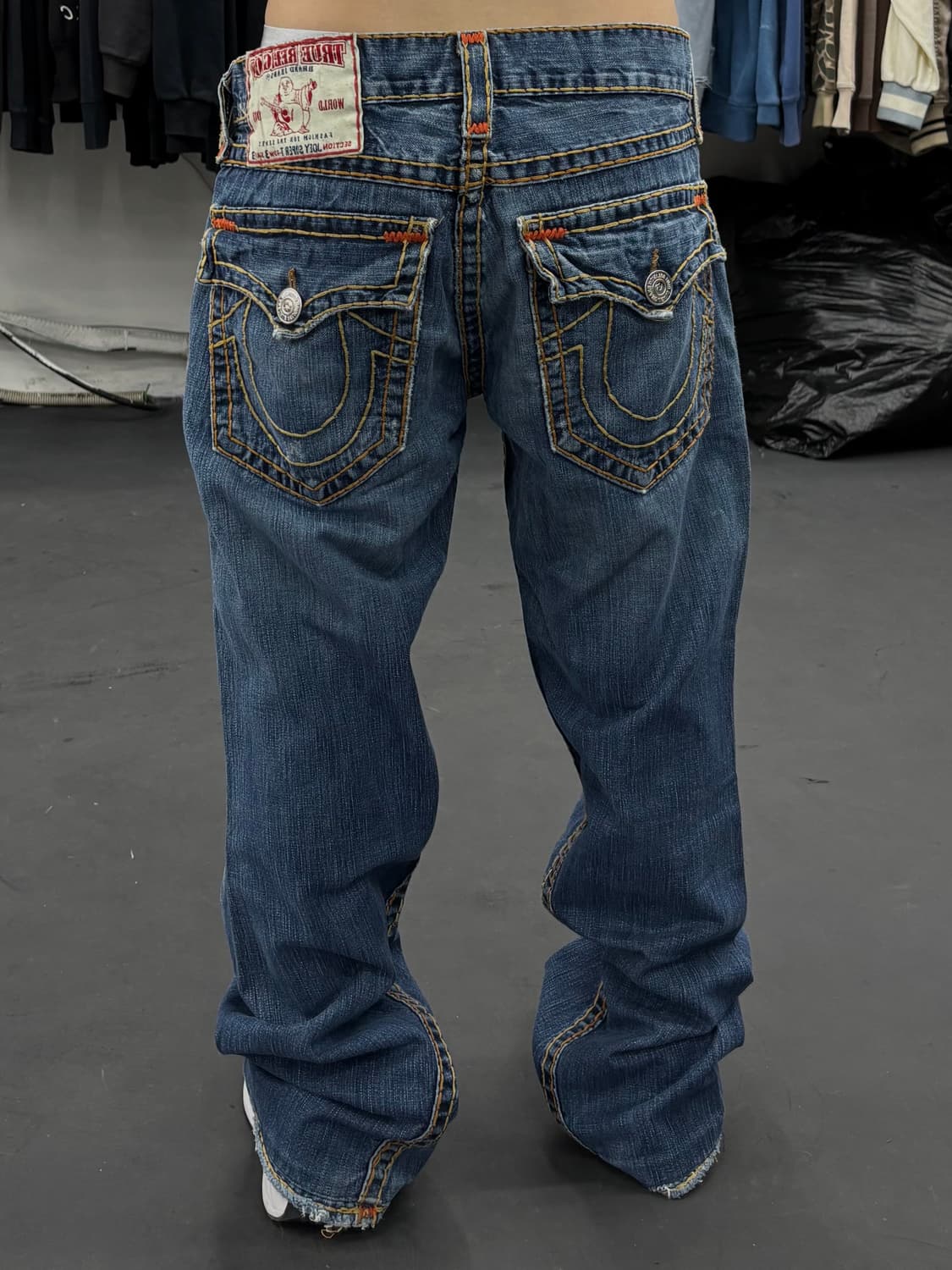 트루릴리전 슈퍼 티 데님팬츠 상품이미지4