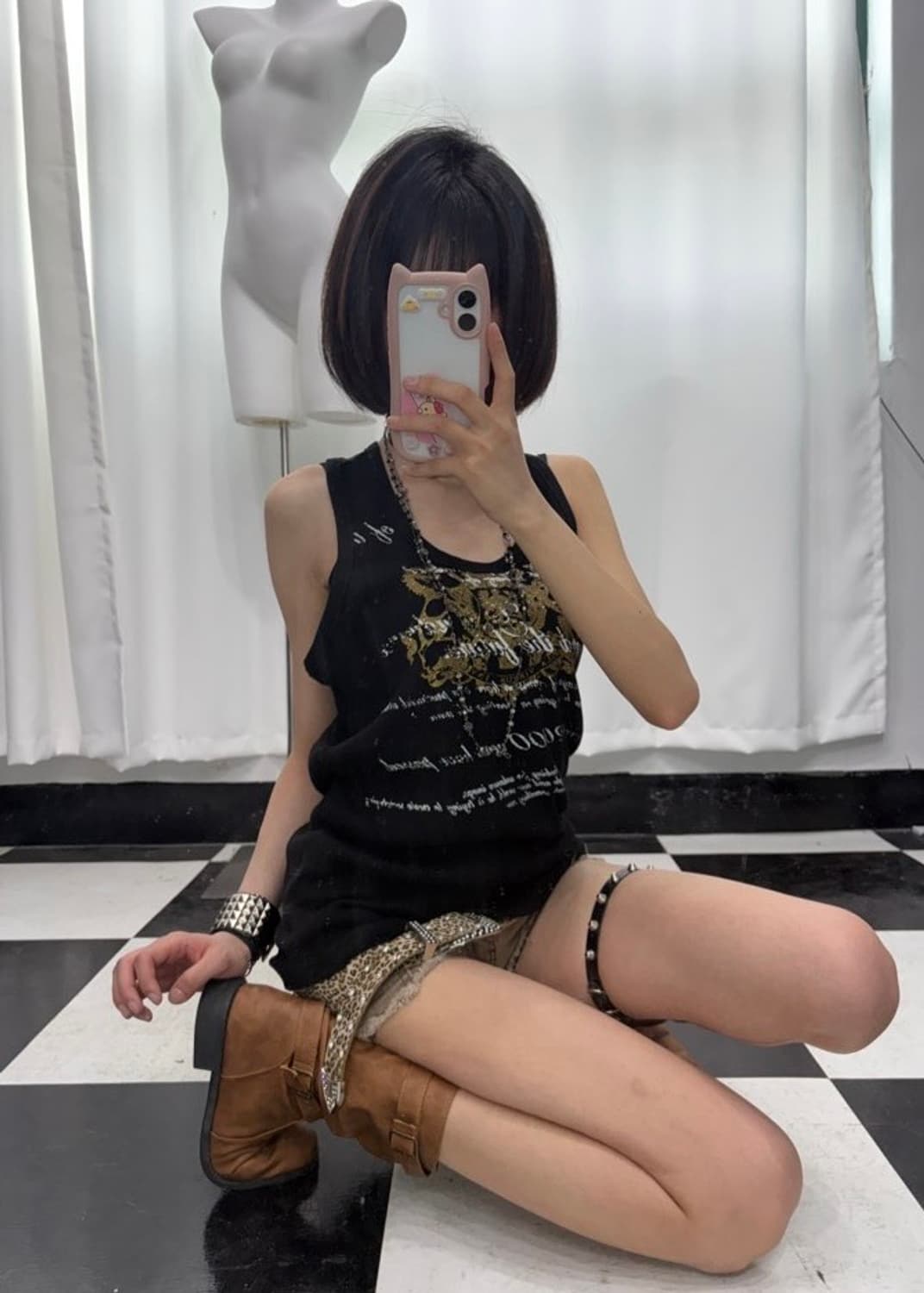 🎸레터링 프린팅 블랙 슬리브리스🎸 상품이미지4