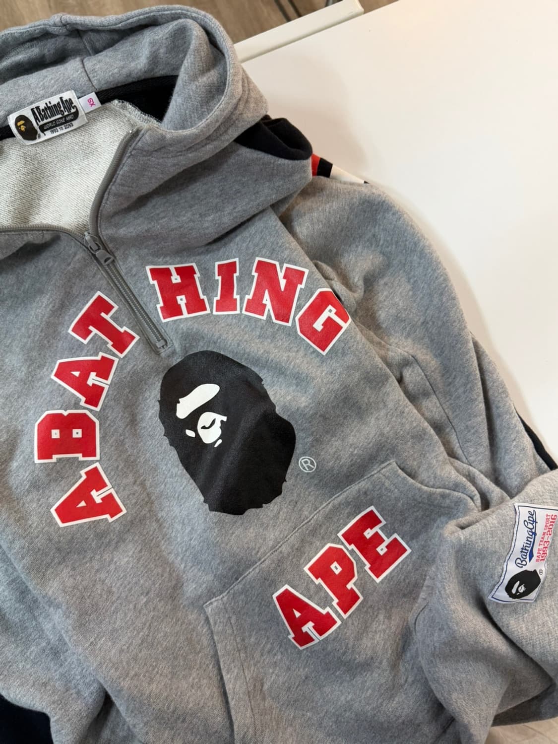 베이프 컬리지 로고 하프 집업 후디  상품이미지1