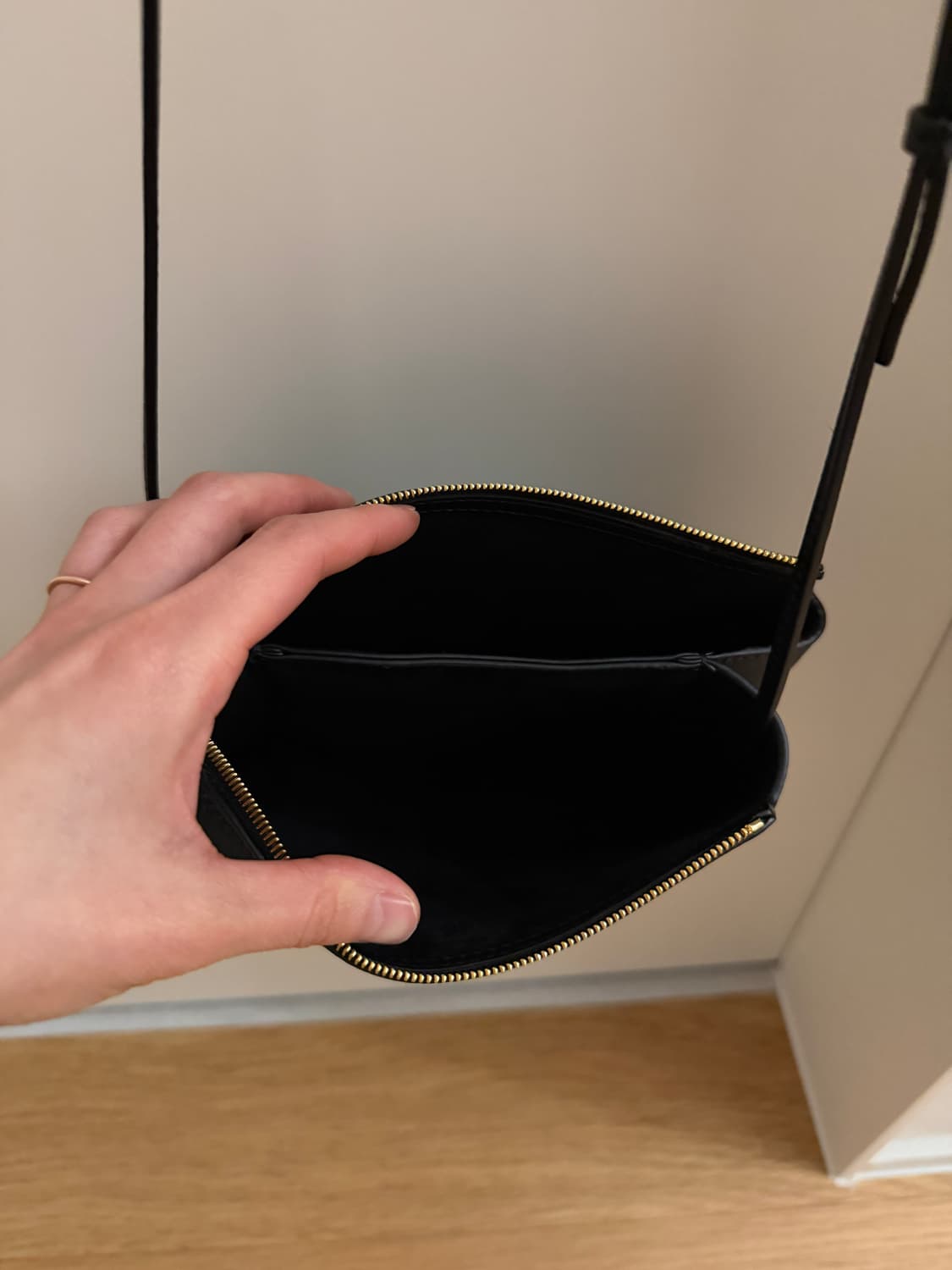 더로우 누트윈 미니백(블랙) 상품이미지6