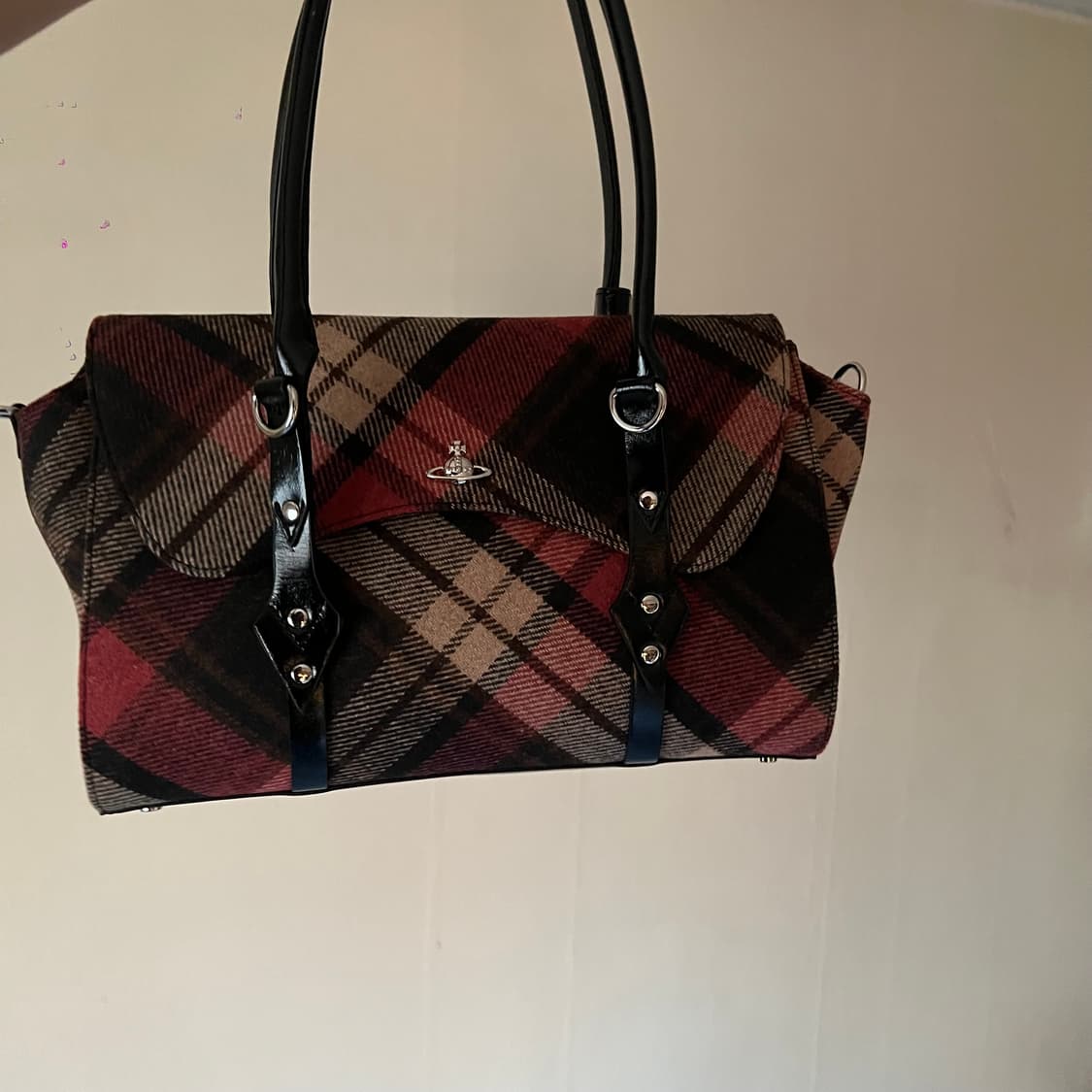 비비안웨스트우드 베티나 미디엄 해리스 트위드 핸드백 상품이미지3