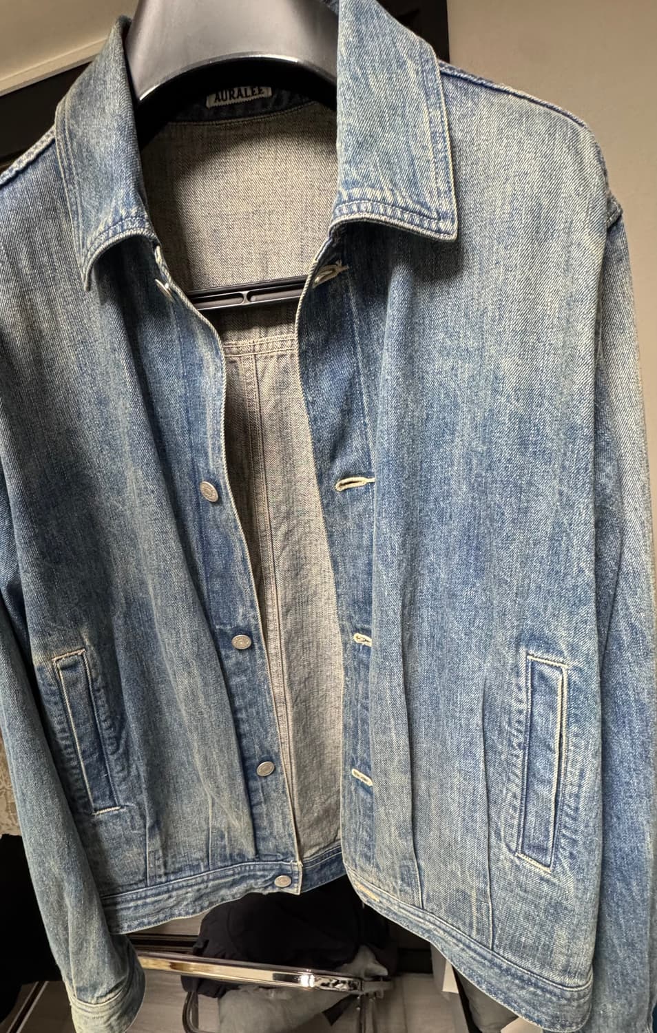 오라리 셀비지 페이디드 라이트 데님 블루종 23AW 5사이즈 상품이미지3