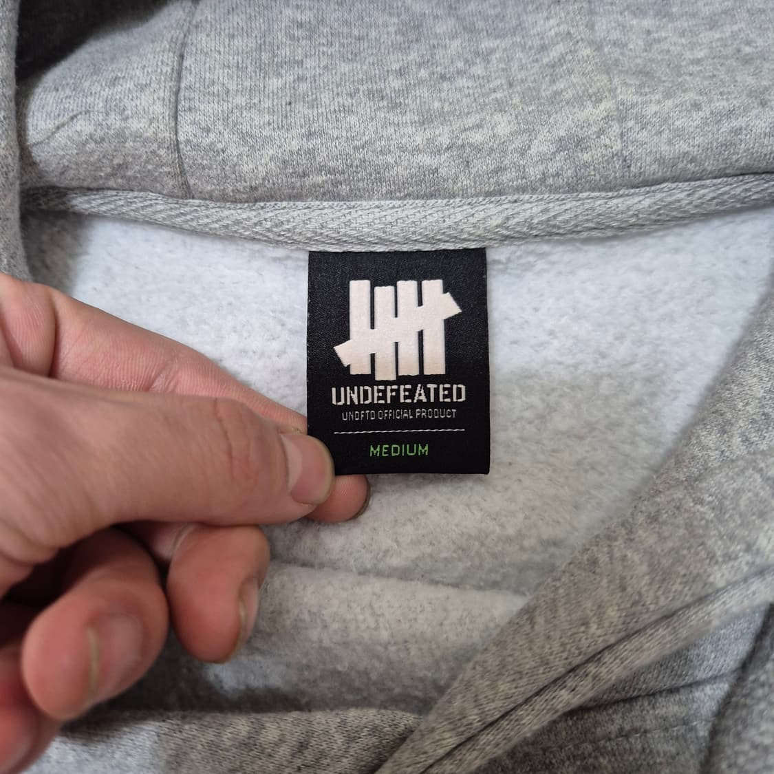 언디피티드 미국 로고 후드티 상품이미지8