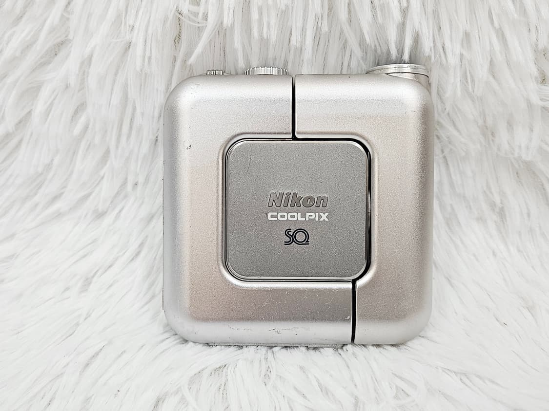 [B급] 니콘 Coolpix SQ 회전형 빈티지 디카, 디지털카메라 판매 상품이미지1
