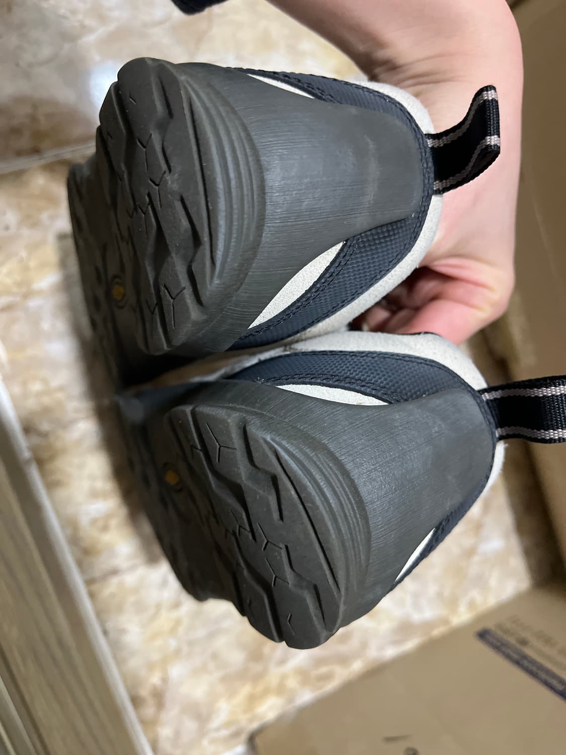 [킨 Keen] (W) 킨 재스퍼 스웨이드 스니커즈 버치 펀 (245) 상품이미지4