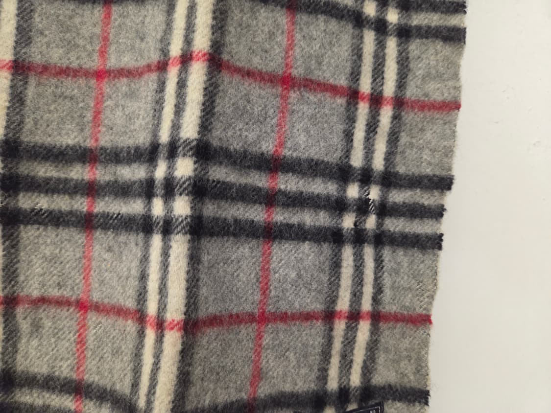 버버리 그레이체크 울 목도리 상품이미지5