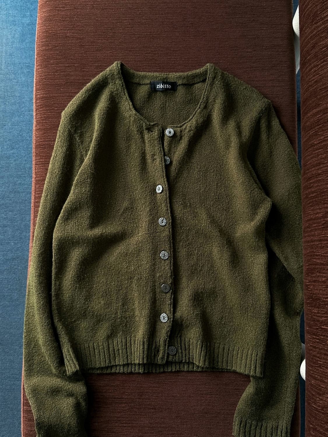 Light fabric natural design knit cardiga 상품이미지1