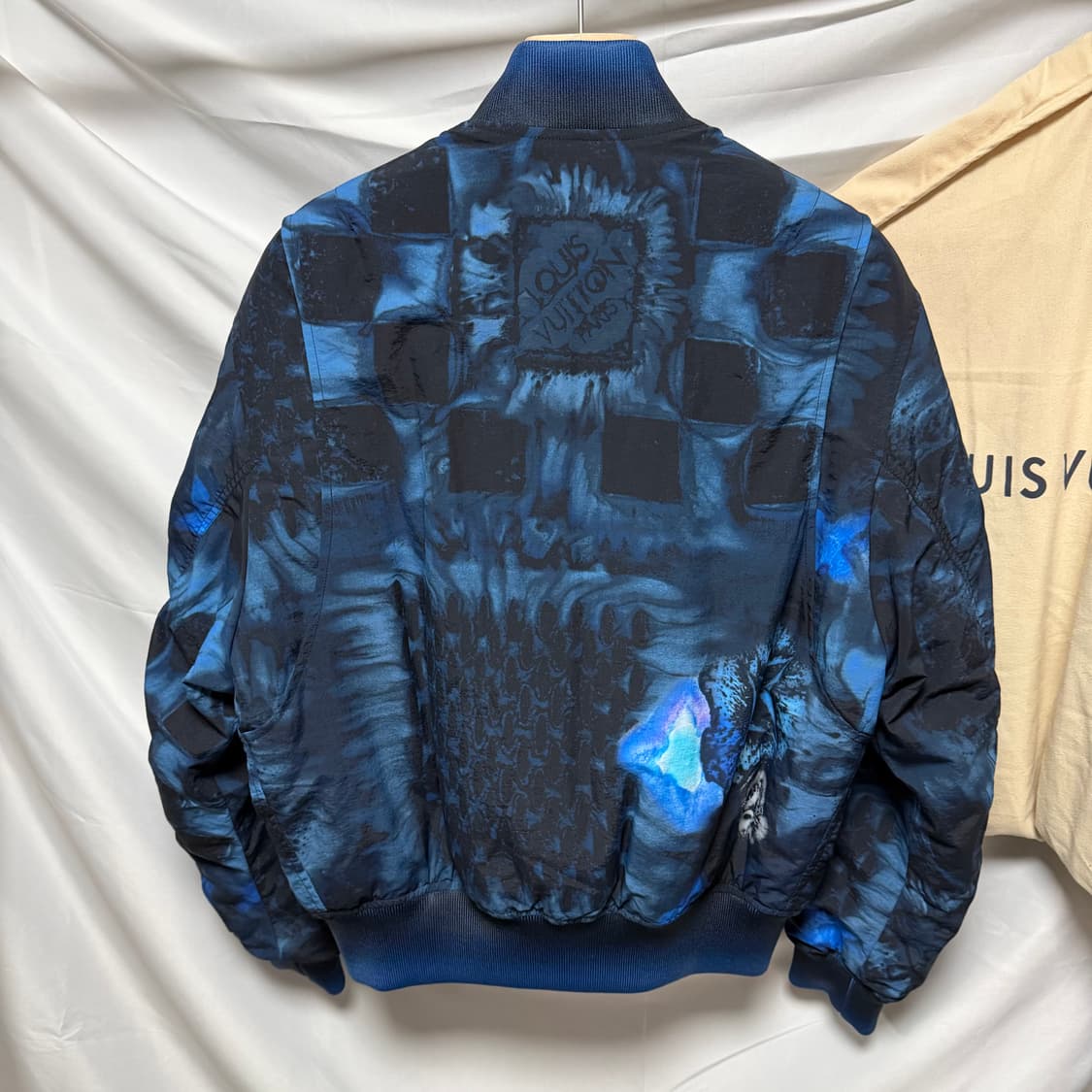 [S+급/46] 루이비통 솔트 다미에 봄버자켓  풀구성 상품이미지4
