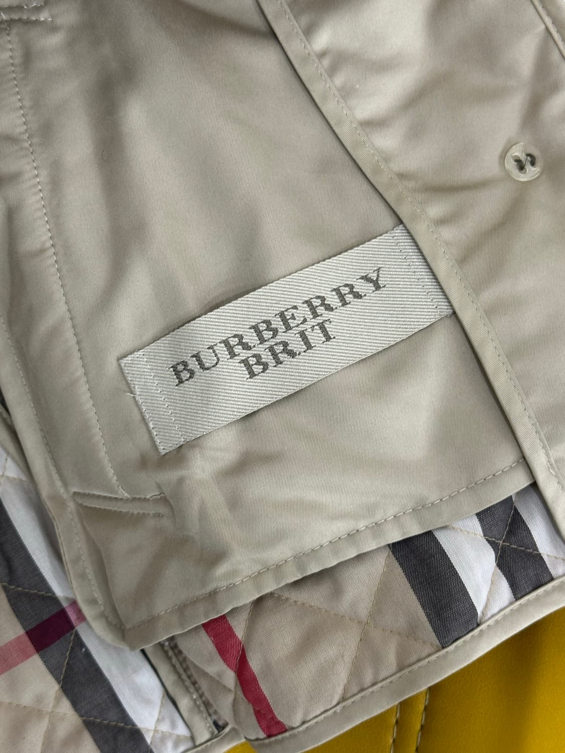 버버리 퀼팅 자켓 상품이미지7