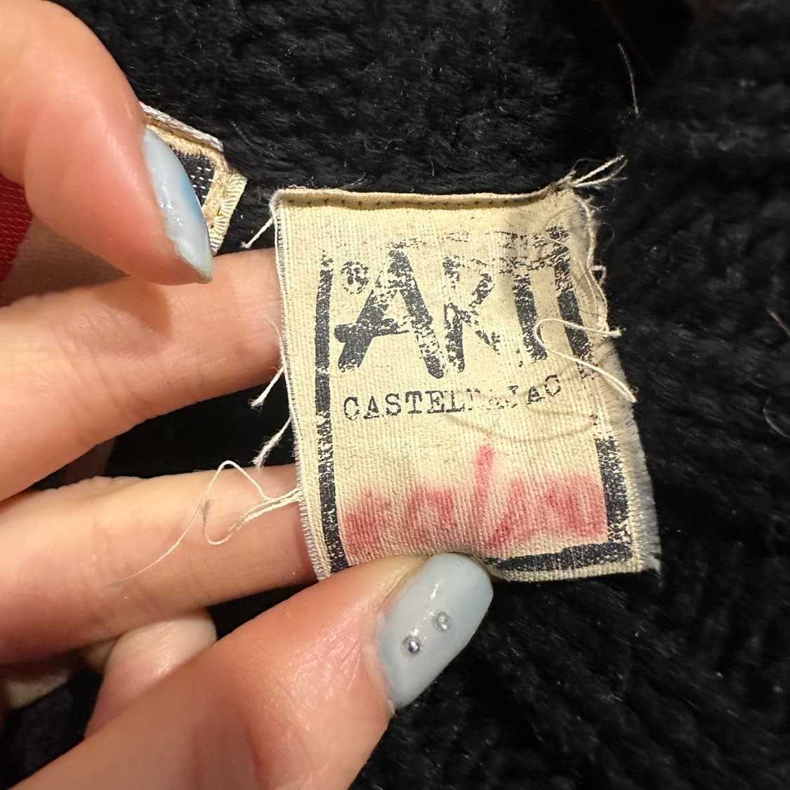 까스텔바작 하프 집업 니트 하이넥 니트 패치 스팽글 디테일 블랙 상품이미지6