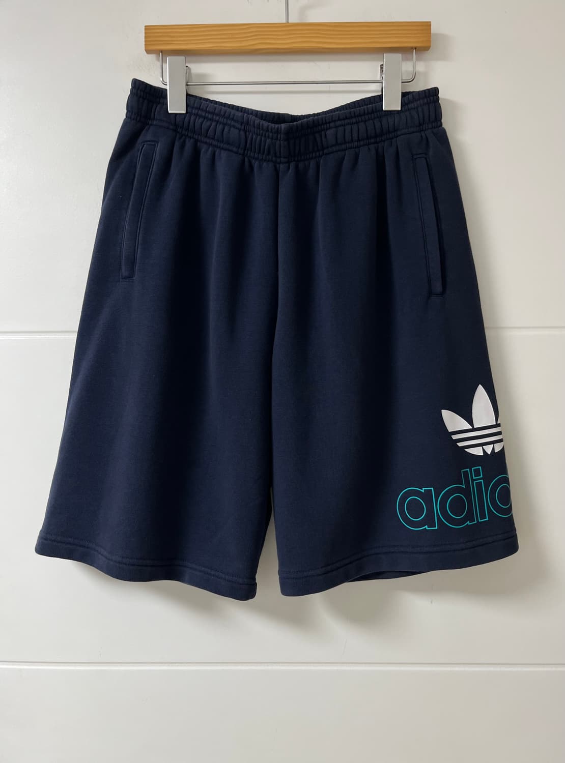 아디다스 반바지 상품이미지1