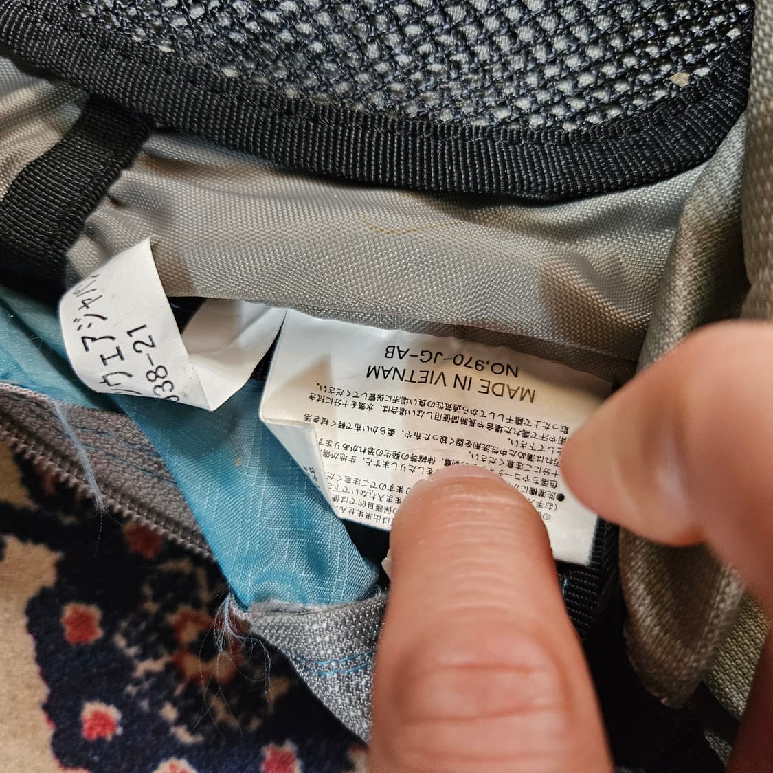 컬럼비아 MORTON 13리터 에메랄드 실버 경량 백팩
 상품이미지7