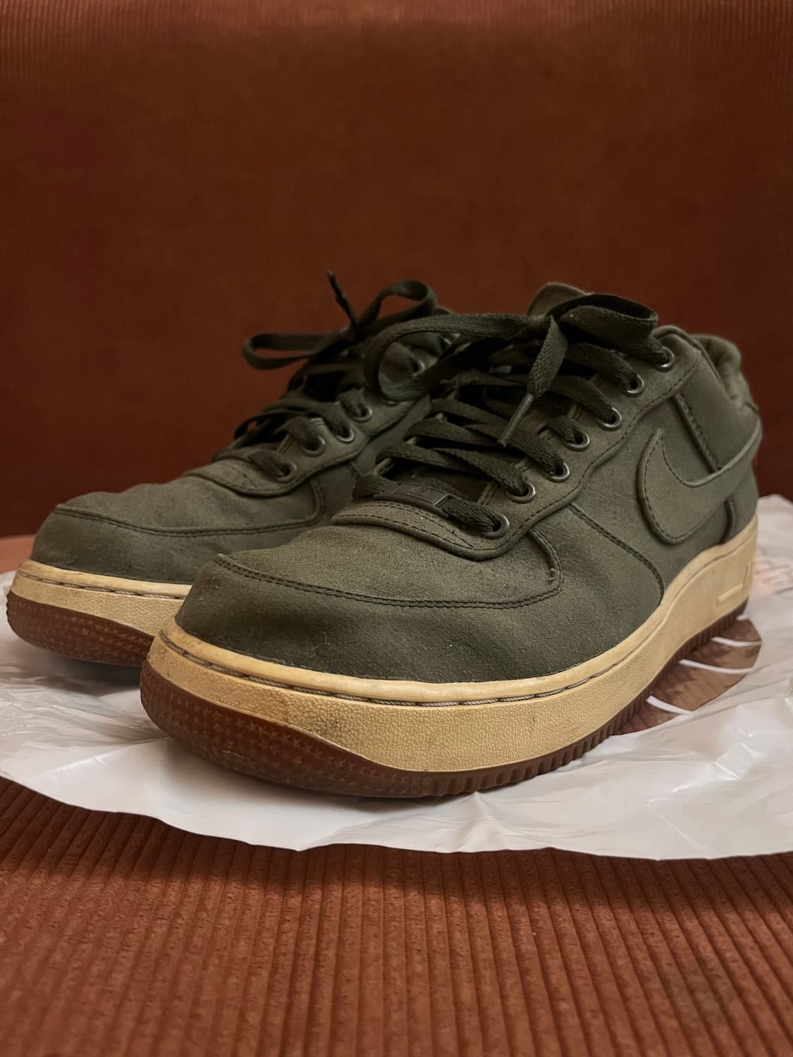 Supreme 나이키 에어포스원 카키 상품이미지1