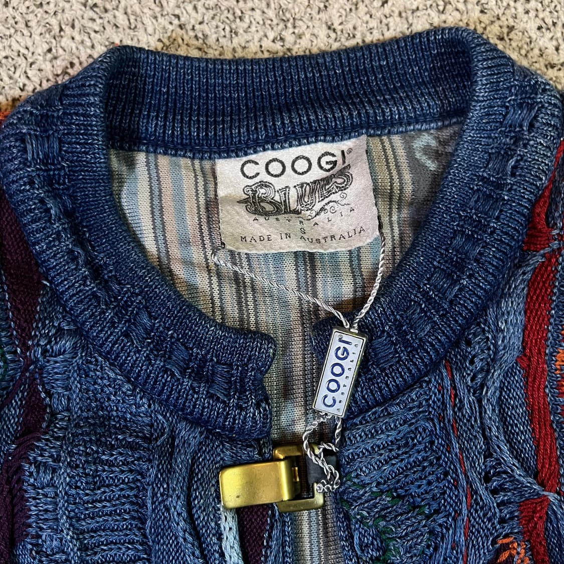 COOGI 쿠지 버클 케이블 니트 자켓 상품이미지4