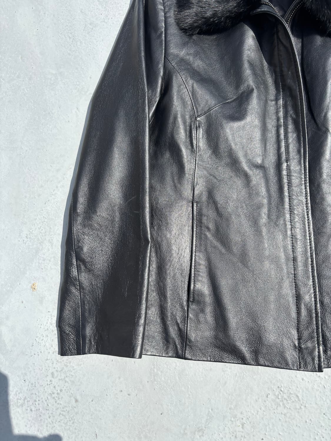 “Vintage” Minimal Mood Neck Fur Detail B 상품이미지2
