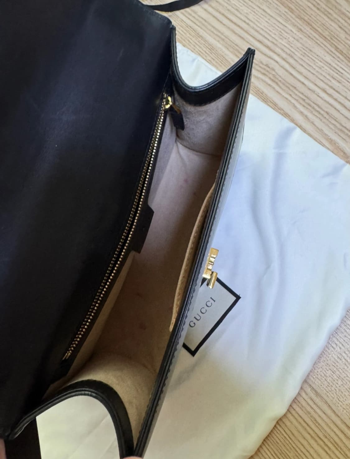 정품 구찌 실비 숄더백 (블랙) 상품이미지8