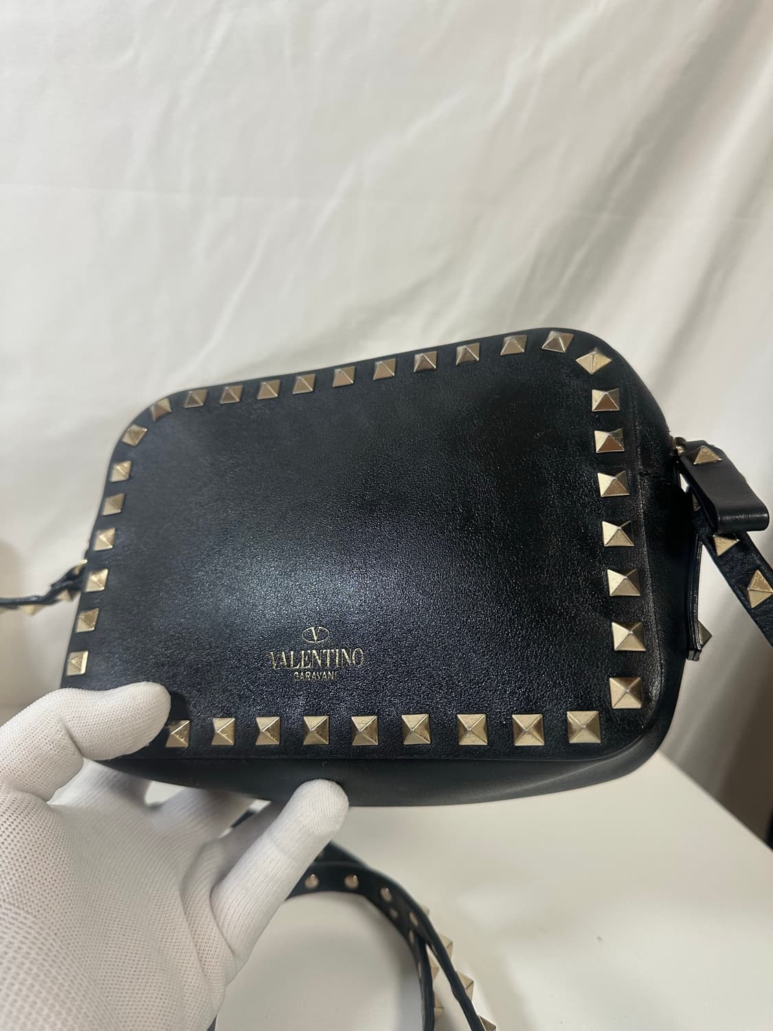 발렌티노 락스터드 카메라백 블랙 (OS) 상품이미지2