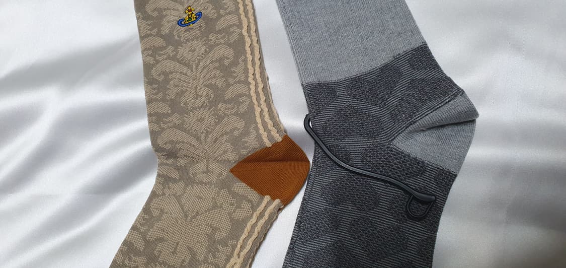 브라운 그레이 하트 민들레 레이스 패턴 비비안웨스트우드 양말  상품이미지5