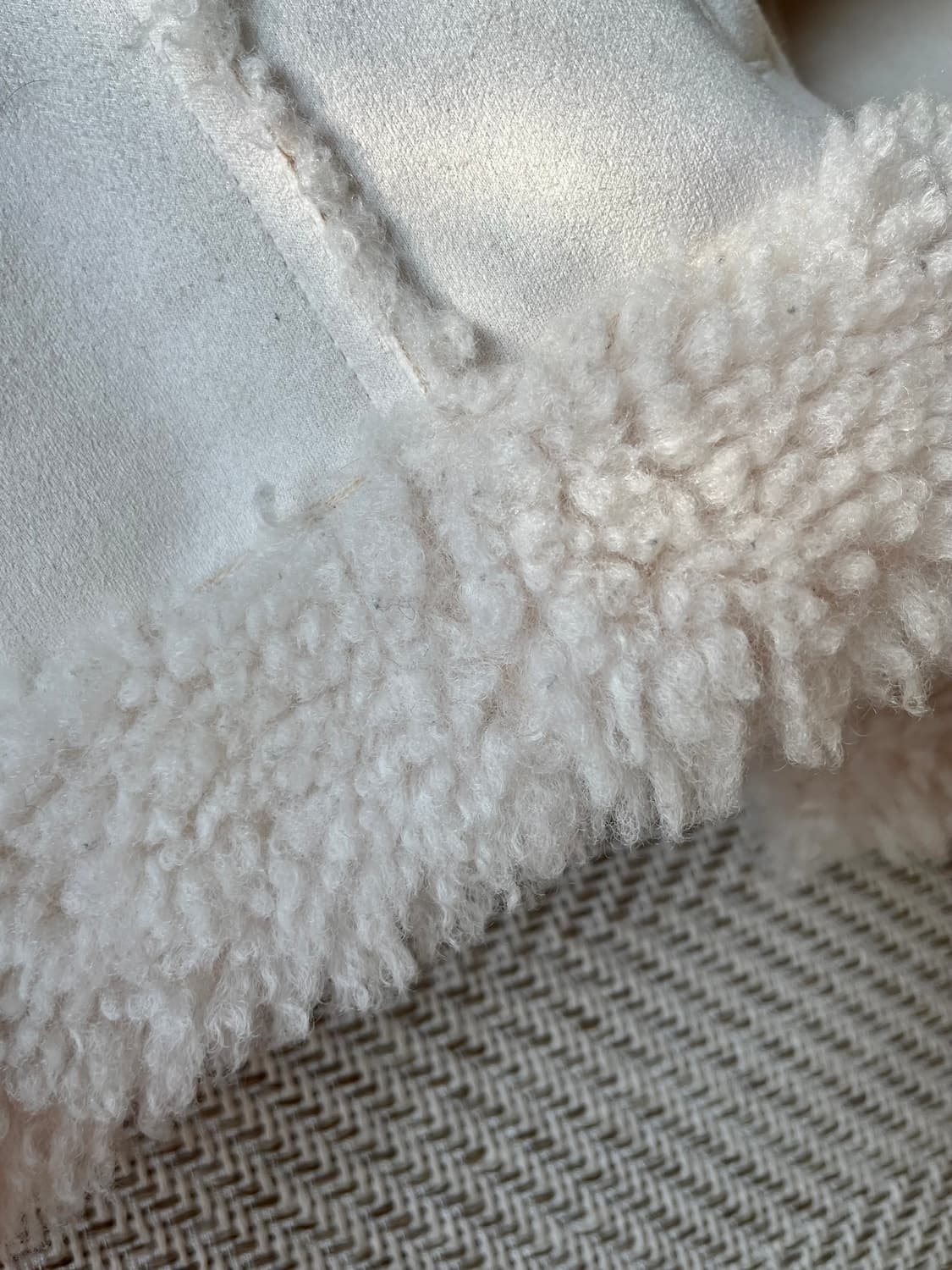 쓰리타임즈 베이비 후디 퍼코트 무스탕 아이보리 상품이미지5