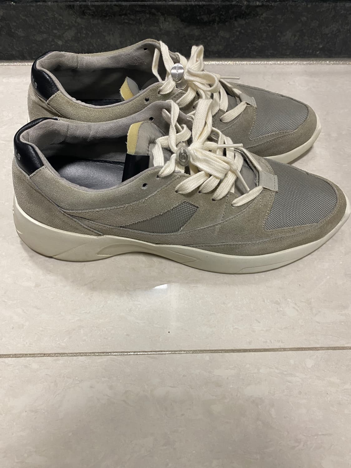 FEAR OF GOD ESSENTIALS Sneakers 상품이미지5