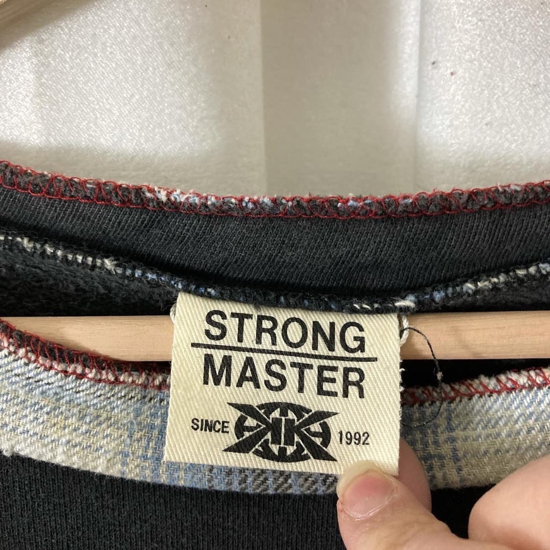 strong master 블랙 패치워크 맨투맨 상품이미지4