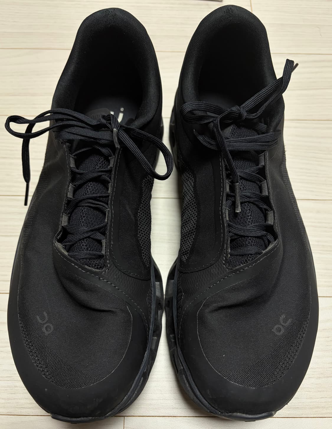 파프 온 클라우드몬스터 2 블랙 마그넷 상품이미지1