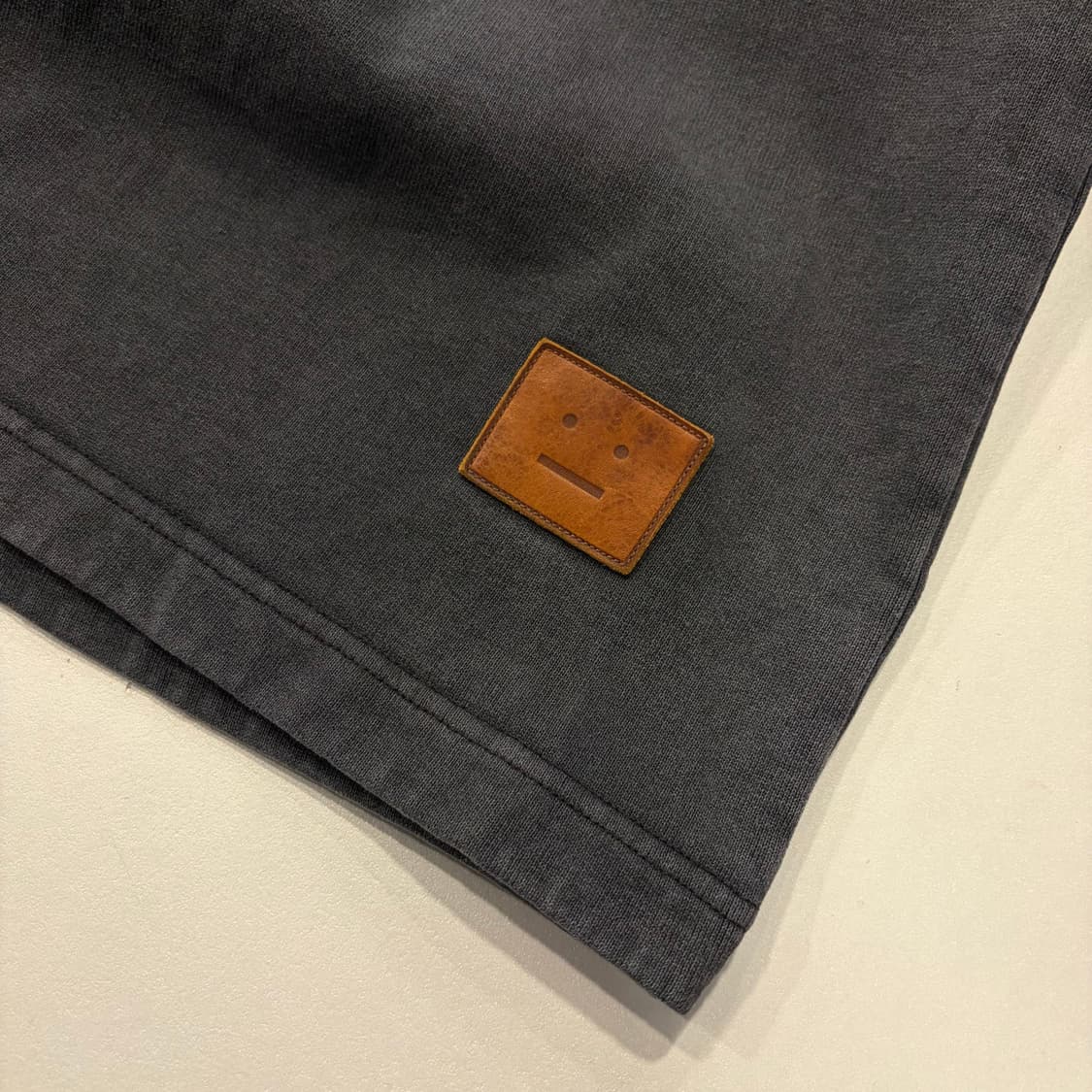 [M] 아크네 스튜디오 워싱 다잉 반팔티셔츠 블랙 D843 상품이미지6