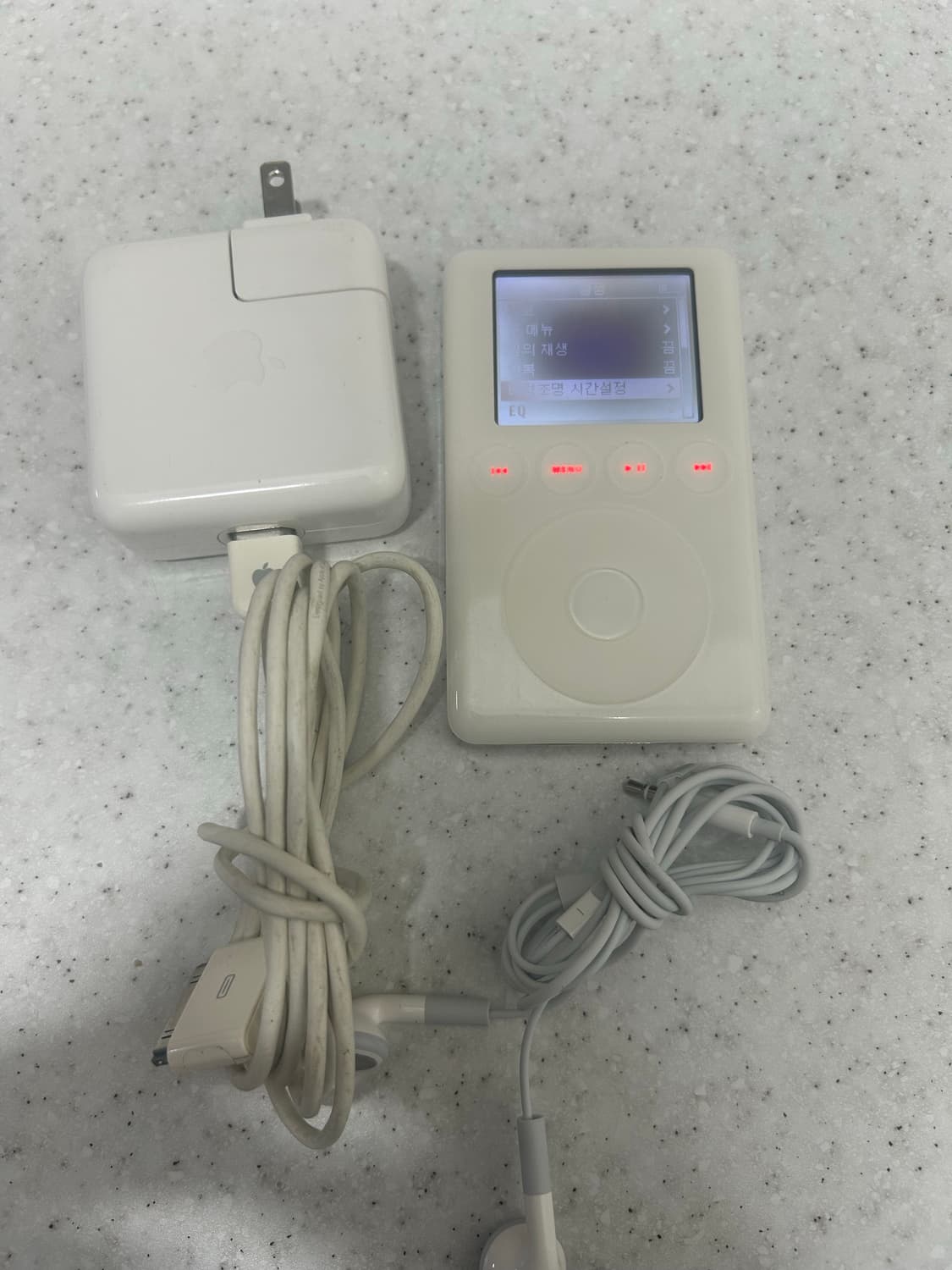 애플 아이팟클래식 3세대 a1040 20기가 상품이미지4