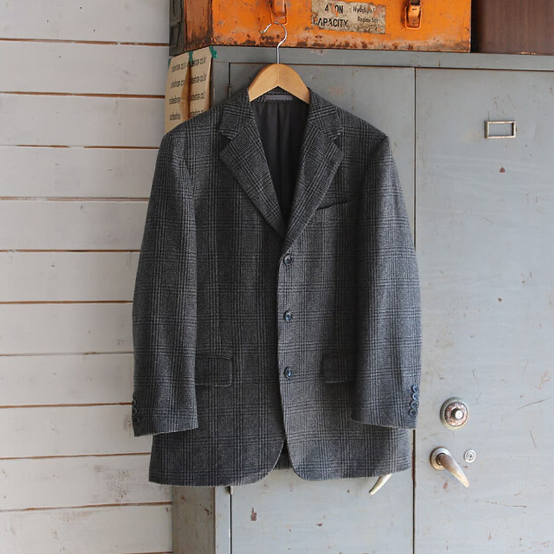 (착용컷) 버버리 캐시미어 체크 블레이져 (남성용 M) 상품이미지3