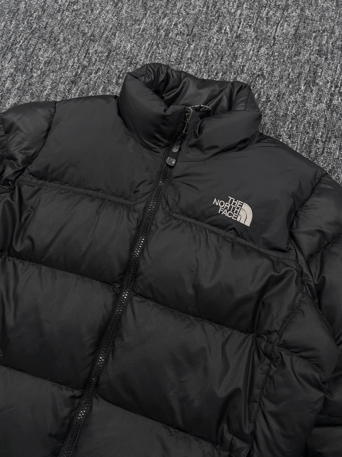노스페이스 700 눕시 블랙 패딩 상품이미지4